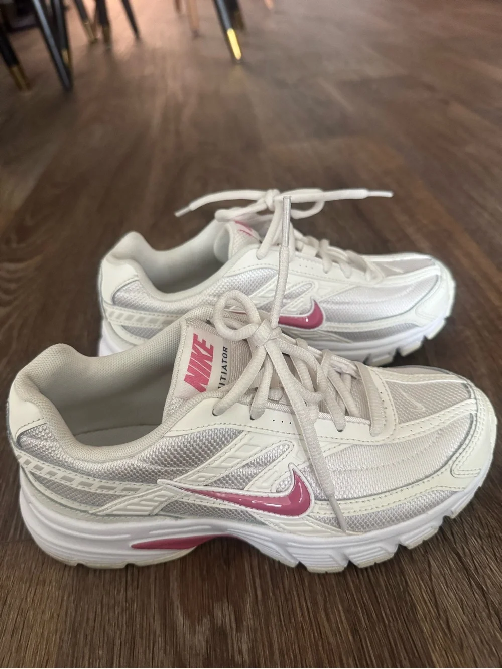 Nike Women’s White Sneakers with Pink Swoosh
